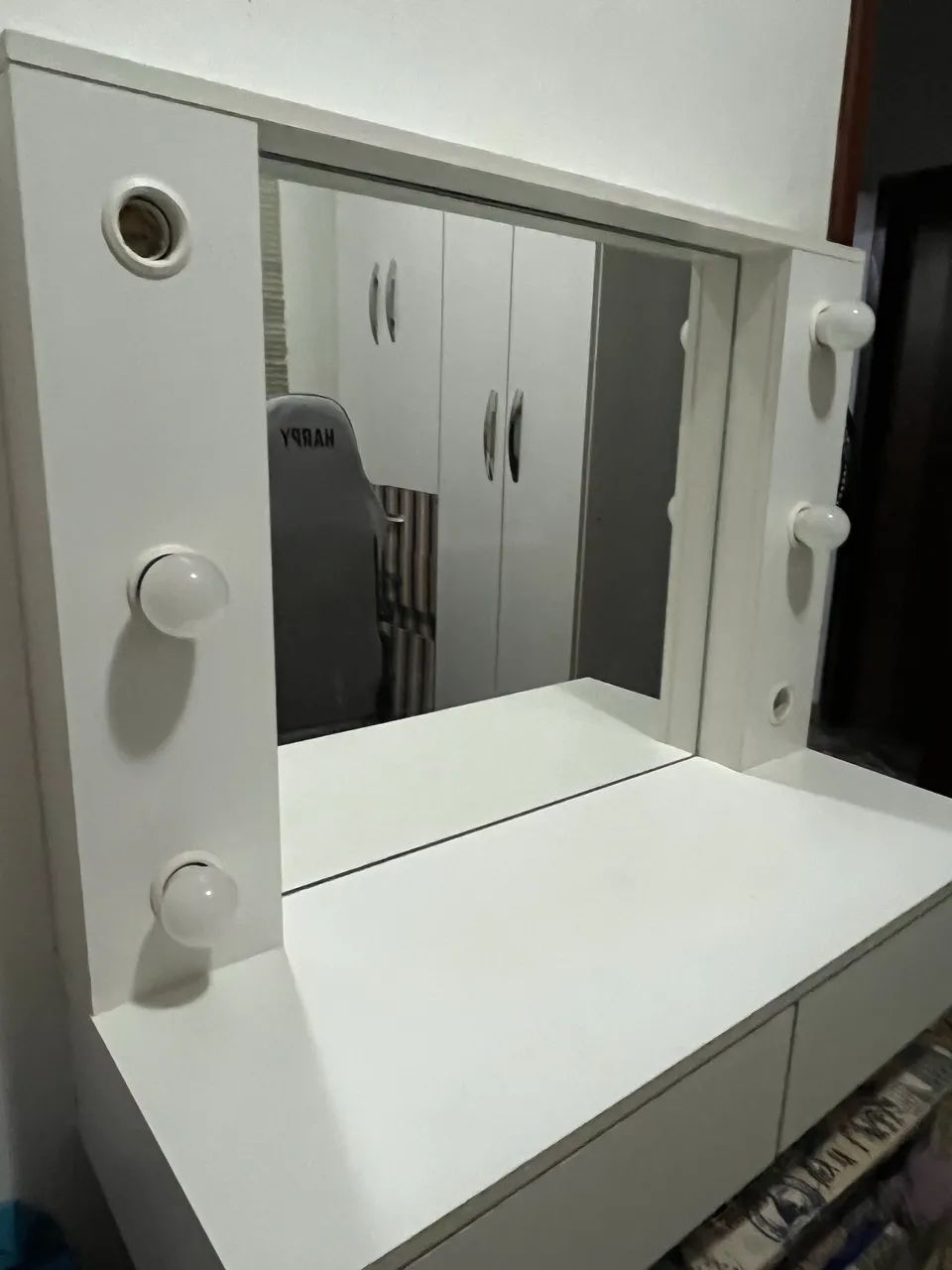 Dressing Table with Vanity Mirror65115992484355122