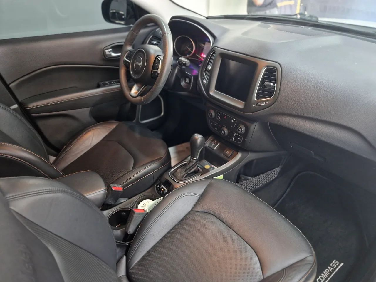 Jeep Compass Longitude 2.0 4X2 Flex 16V Aut. 2018 - Foto 5