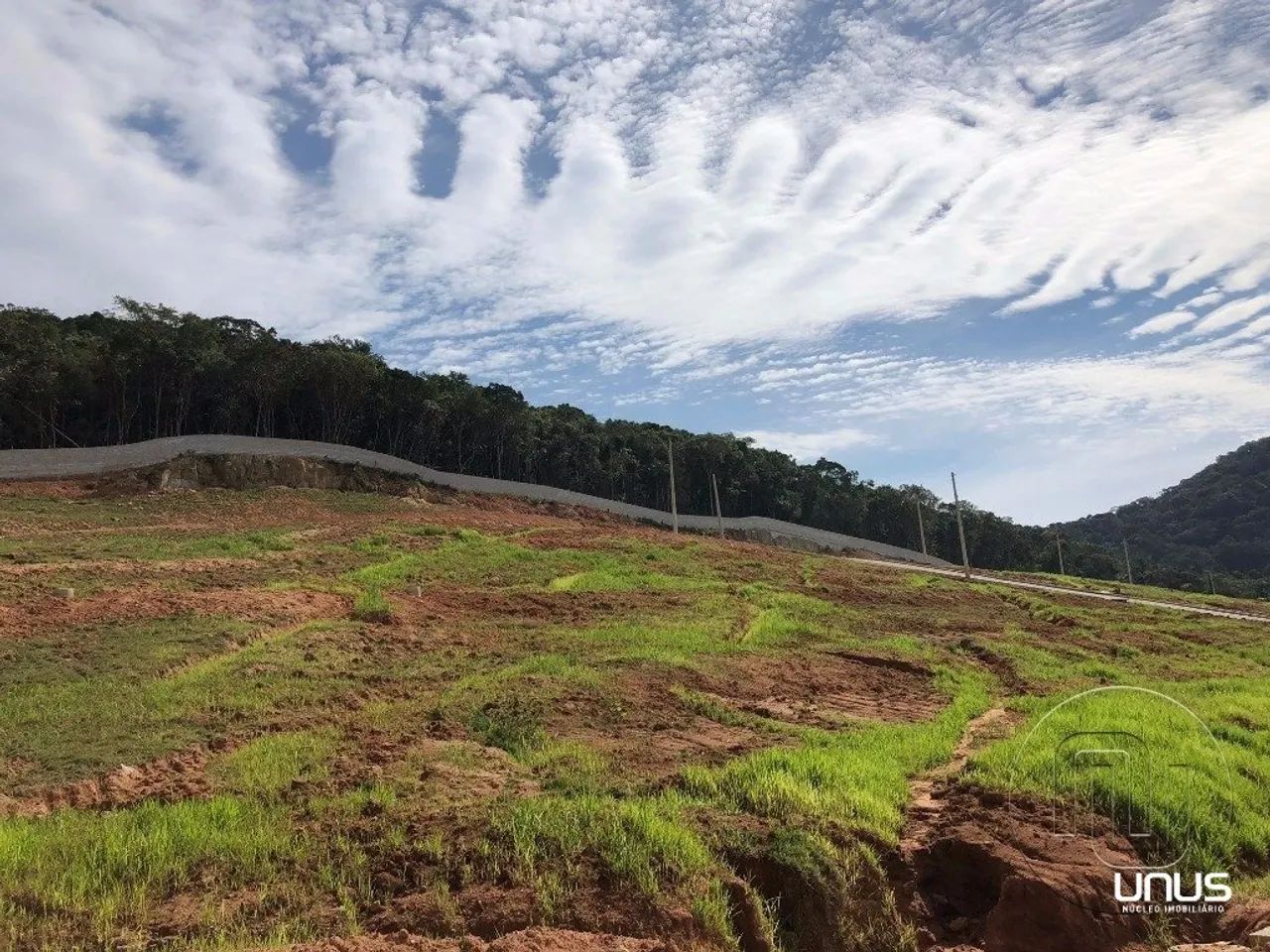 Terreno à venda em Sertão do Maruim, São José
