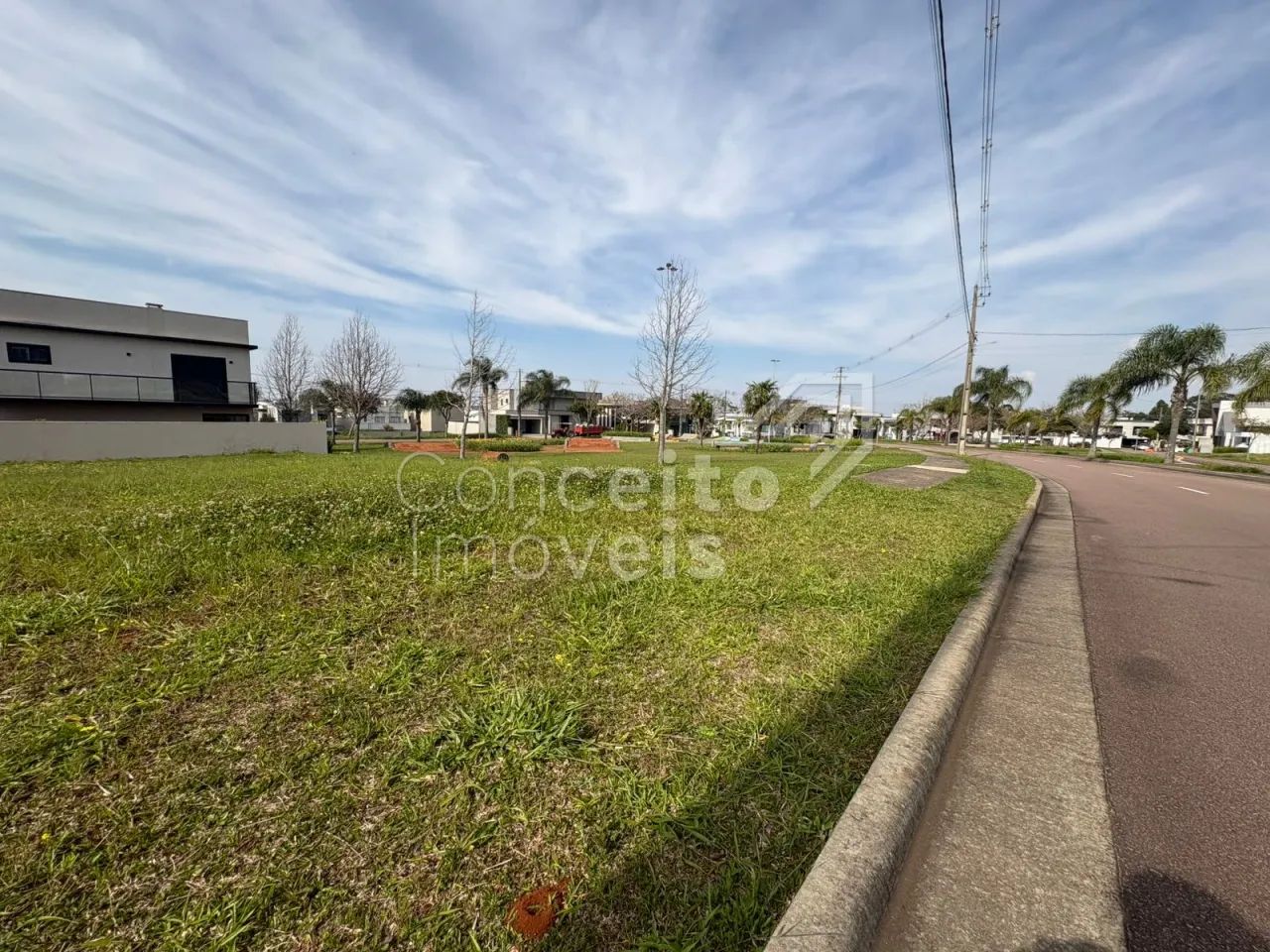 Condomínio Terras Alphaville - Terreno com 303,75 m² - Foto 2
