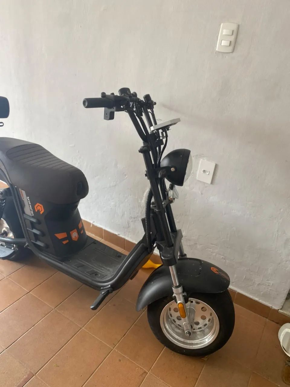Scooter elétrica da marca BASH - Foto 2