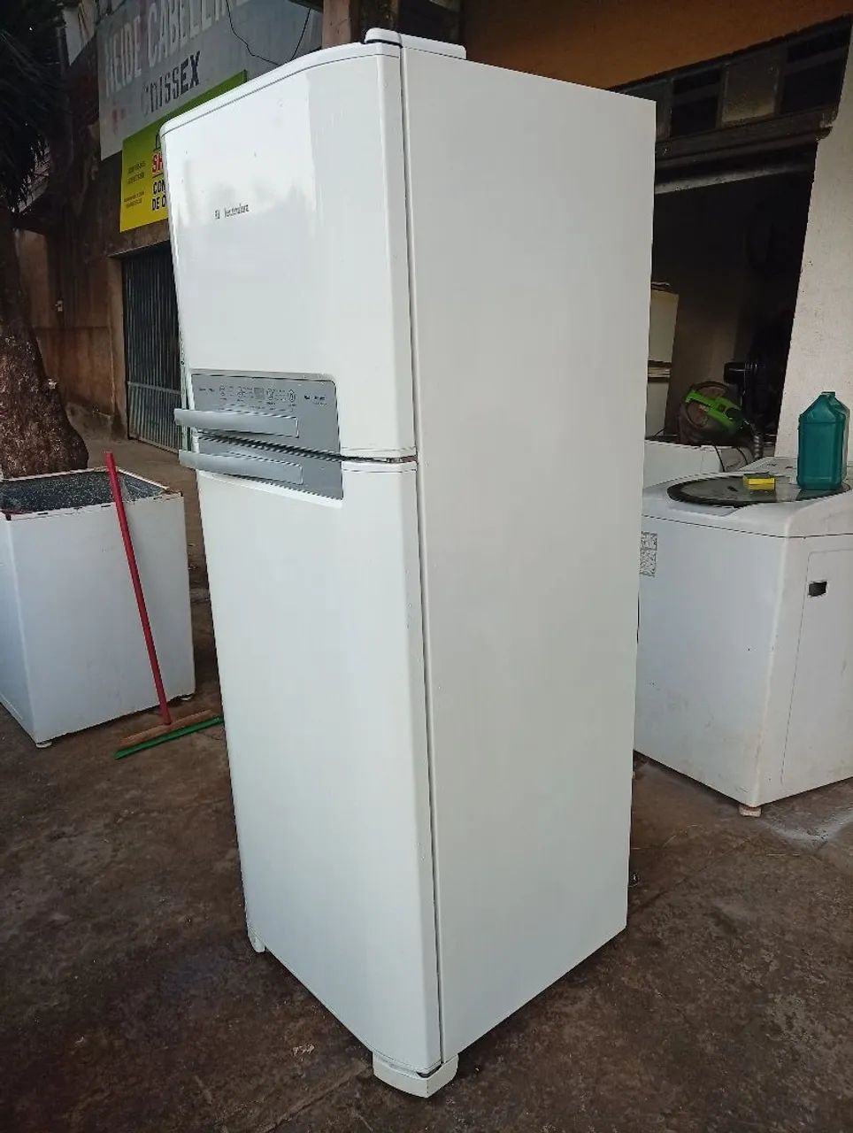 Geladeira Eletrolux 402 litros  - Foto 2