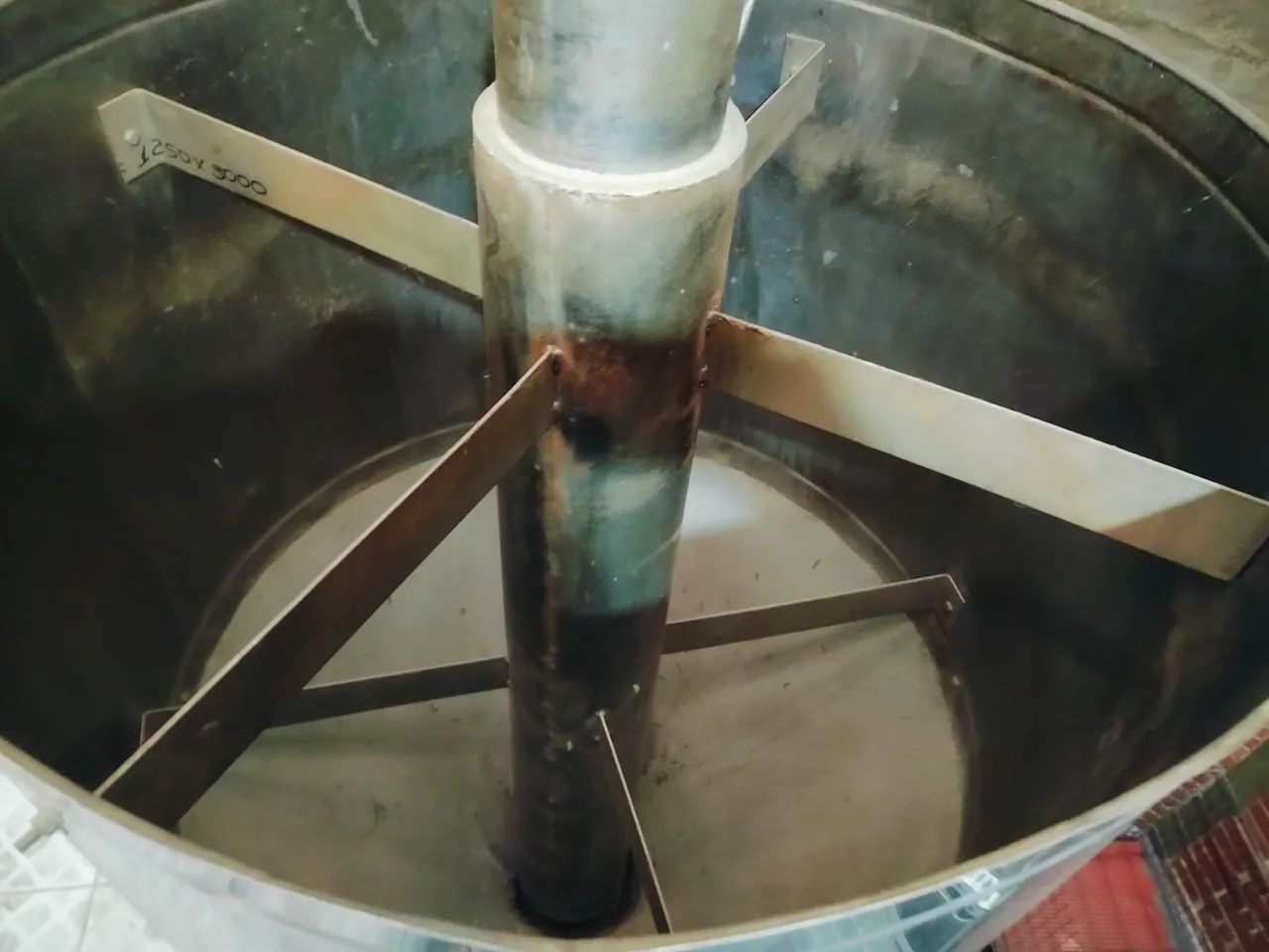 Para temperos e farofas de inox e uma caixa d'água de inox - Foto 5