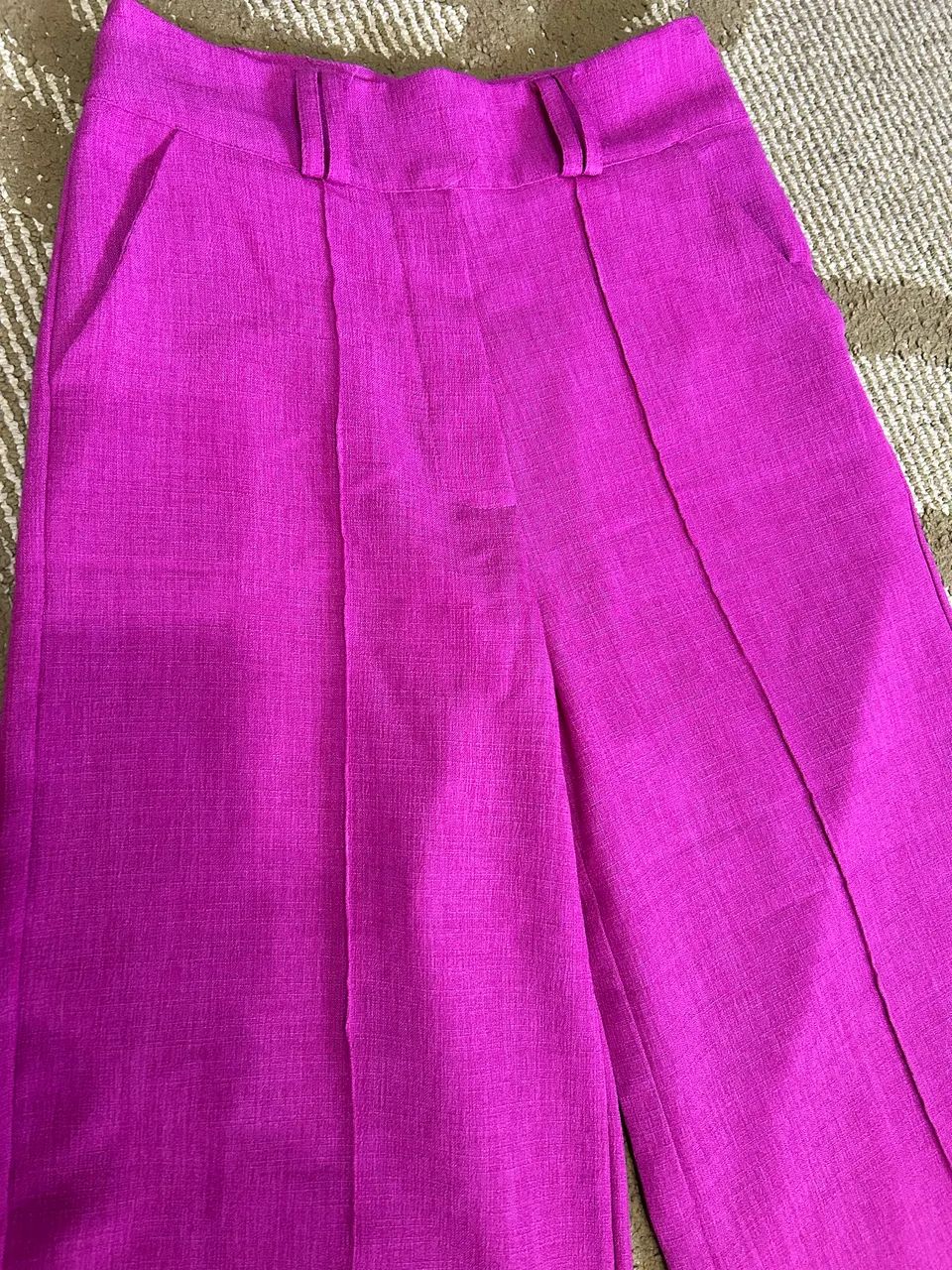Calça feminina tamanho P - Foto 2