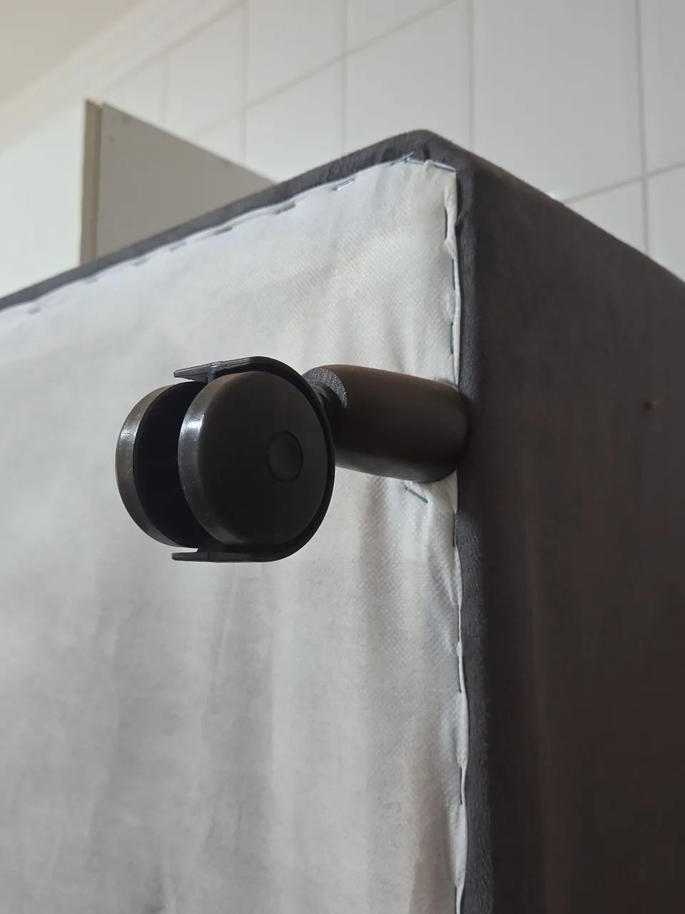 Base Box Solteiro com Rodízios - Foto 4