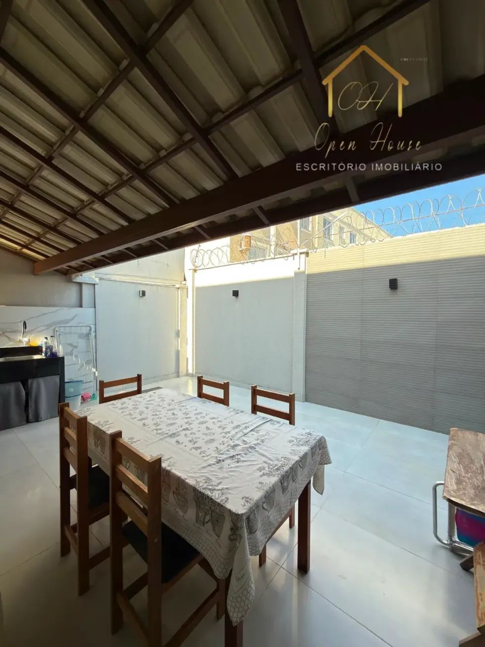 Vendo Sobrado no Cond. Palm Village - Foto 3