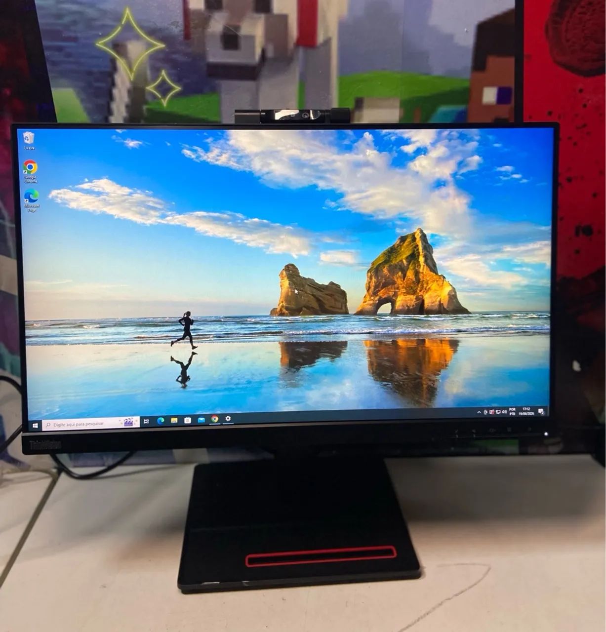 Monitor Lenovo ThinkVision T24v-20 (Com Câmera Integrada) - Estado de Novo! 
