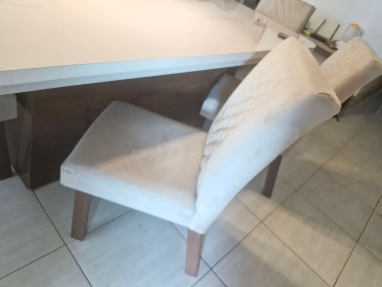 Mesa de 6 cadeiras - Foto 2