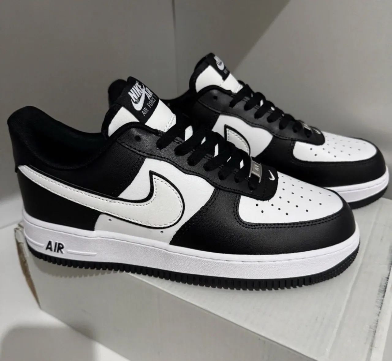 Tenis Nike Air Force 1 Panda  - Foto 2