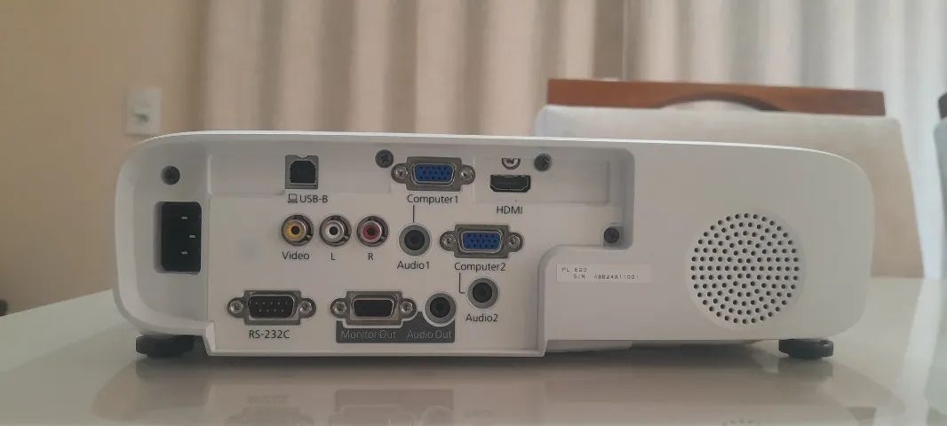 Projetor Epson Powerlite E20 - Foto 2