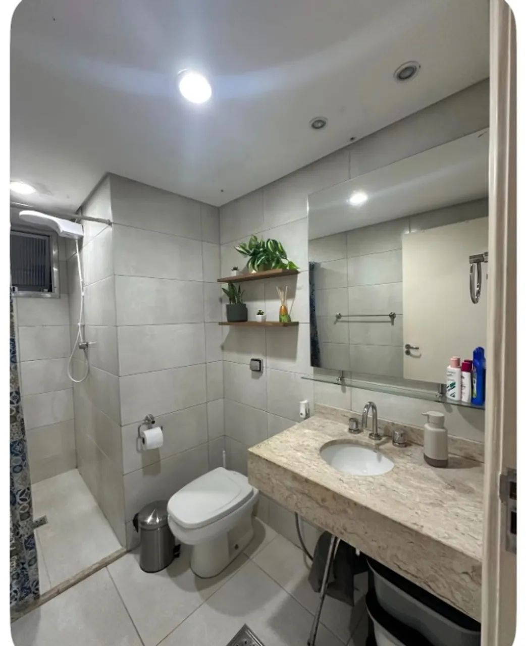 Oportunidade!! Apartamento mobiliado a apenas 200 metros da Praia da Enseada - Guarujá - Foto 13