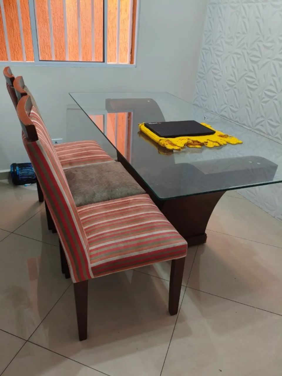 Mesa de jantar retangular 180,0 x 0,90 6 cadeiras