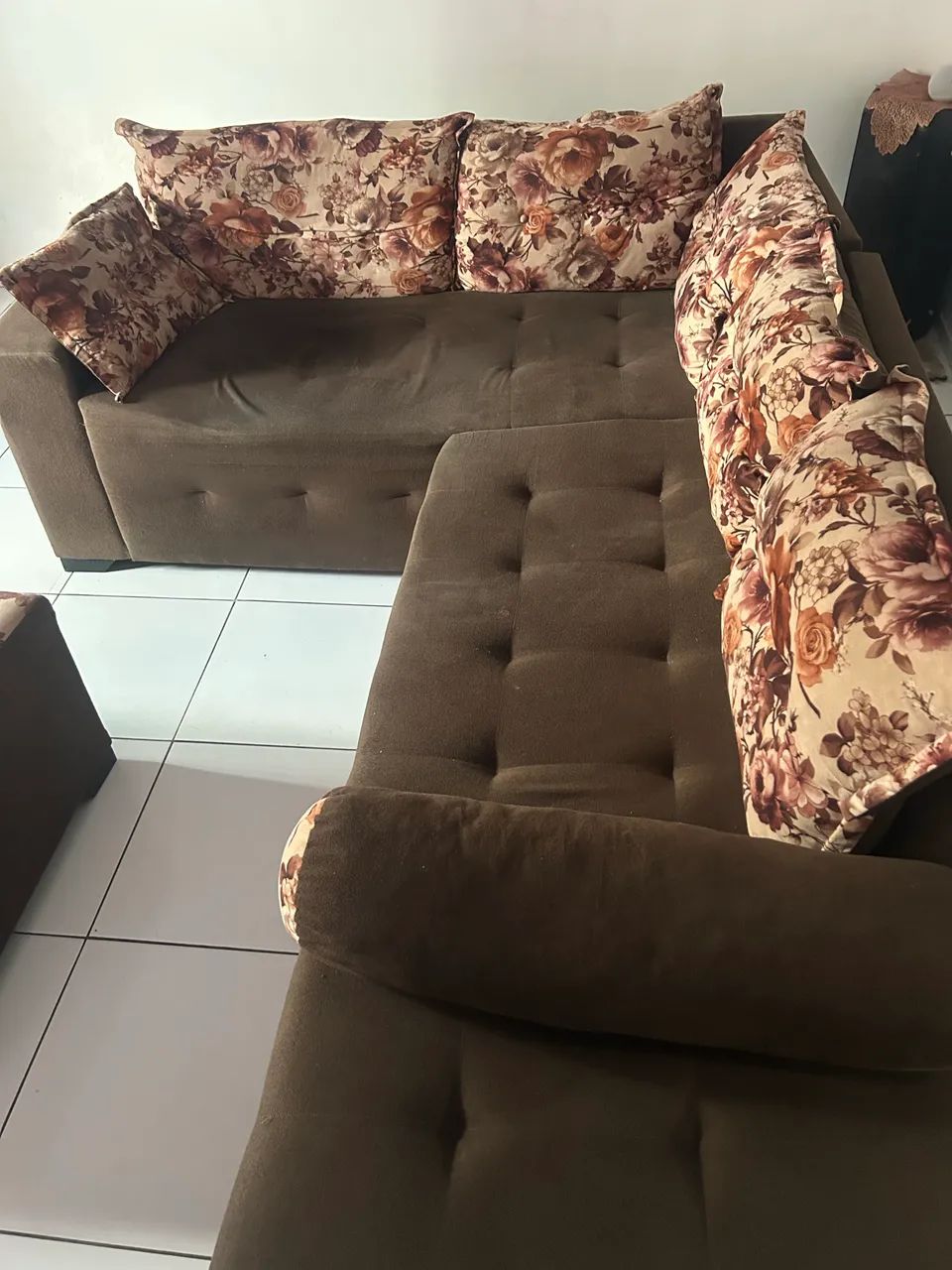 Vendo esse sofá semi novo  - Foto 5