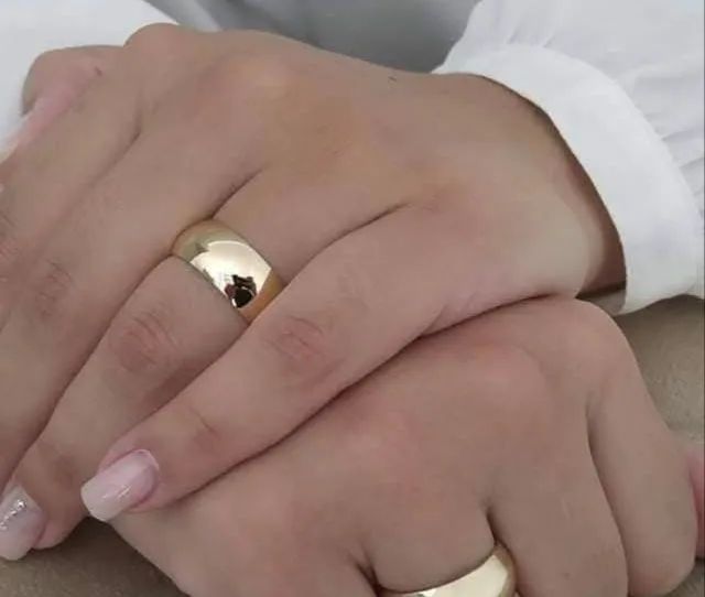 Par de Alianças Feitas com Moeda - Foto 4