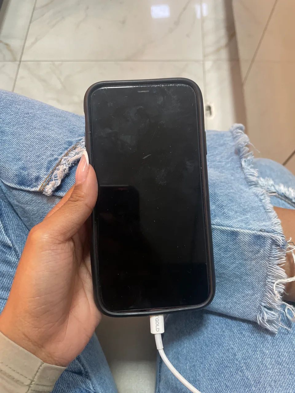 IPHONE 11 VERMELHO 64gb