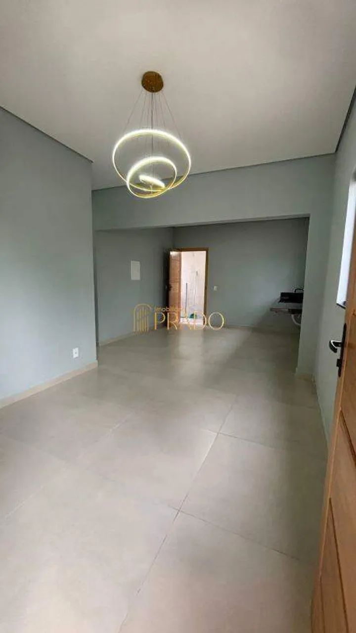 EXCELENTE CASA AMPLA RECÉM REFORMADA - Foto 4