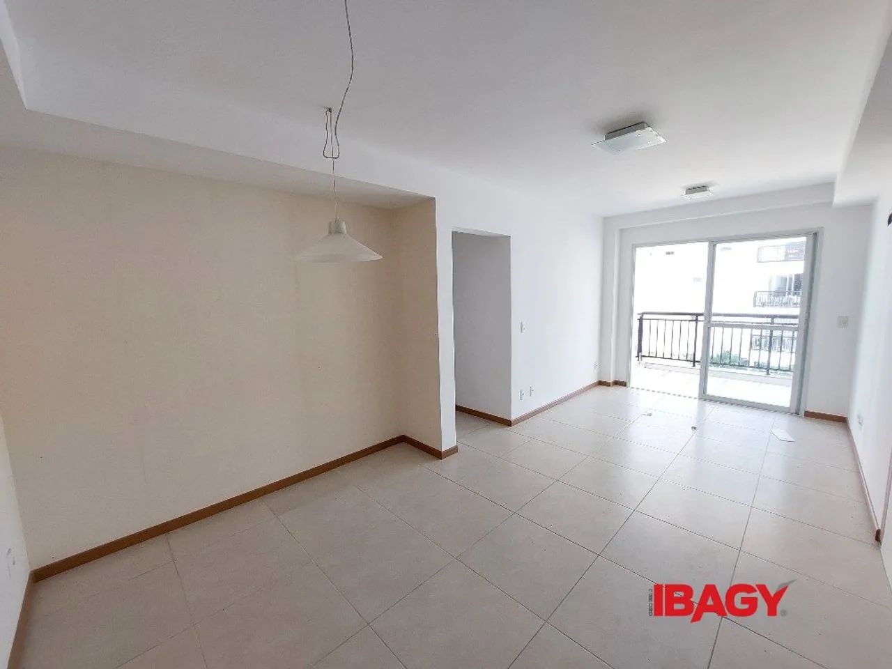 Excelente Apartamento 2 dormitório(s) em Abraão - Florianópolis - Foto 3