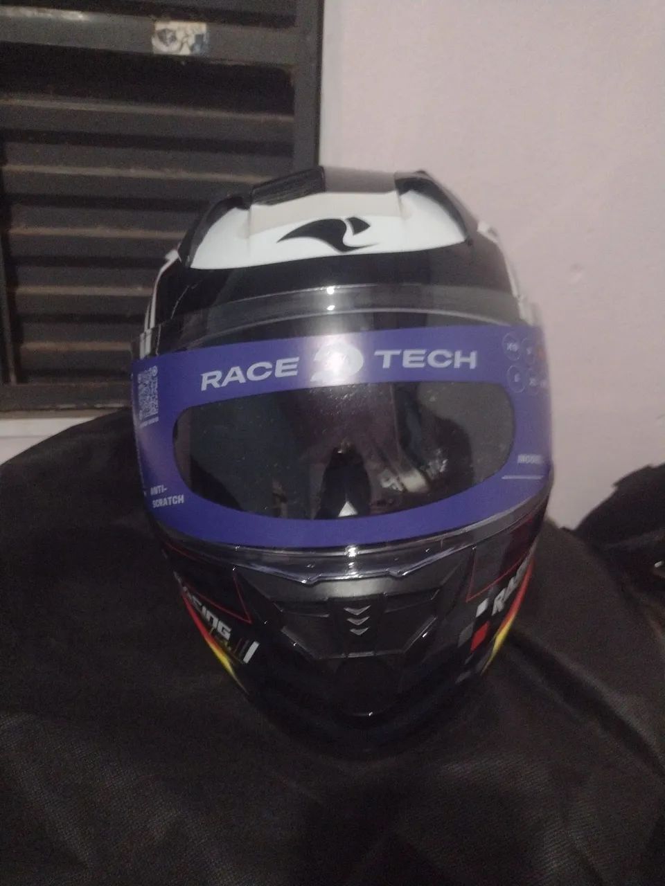 Capacete zero na caixa  - Foto 4