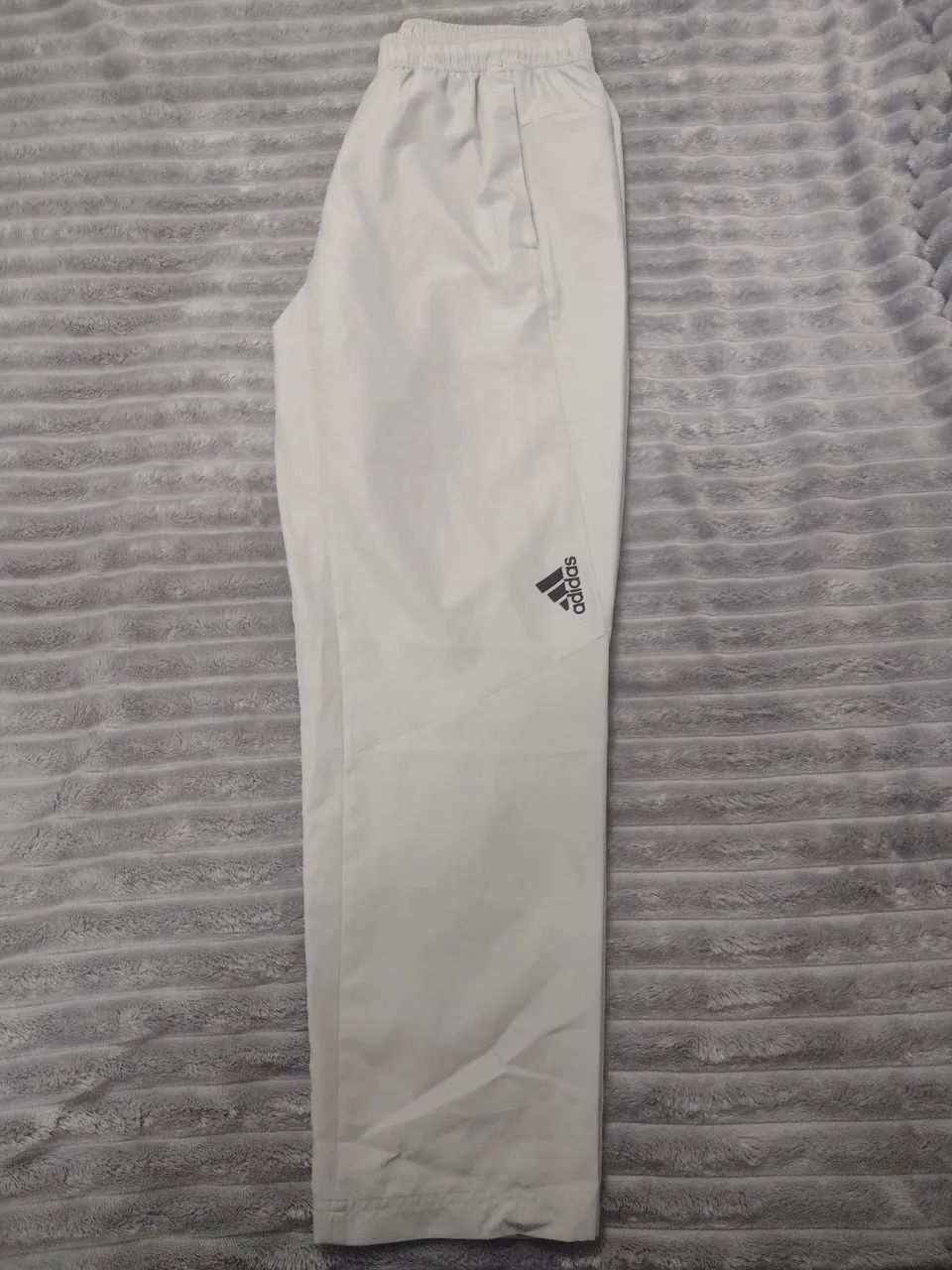 Calça Adidas original tamanho G - Foto 3