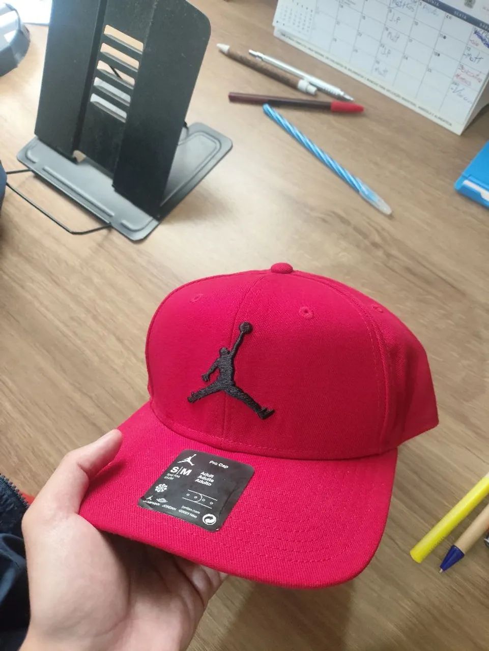 Boné Vermelho Jordan 