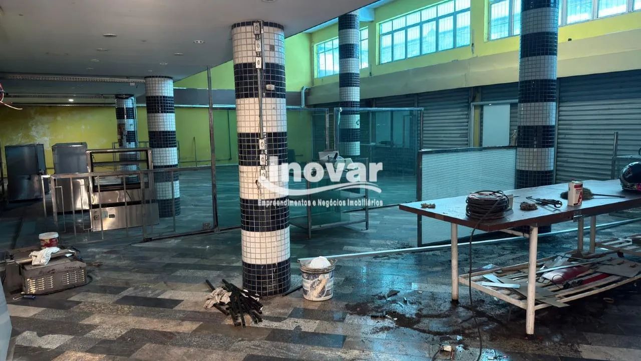 Lojão com aproximadamente 365m² de esquina em centro comercial - Foto 5