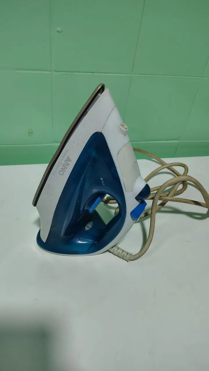 Ferro de passar 127v