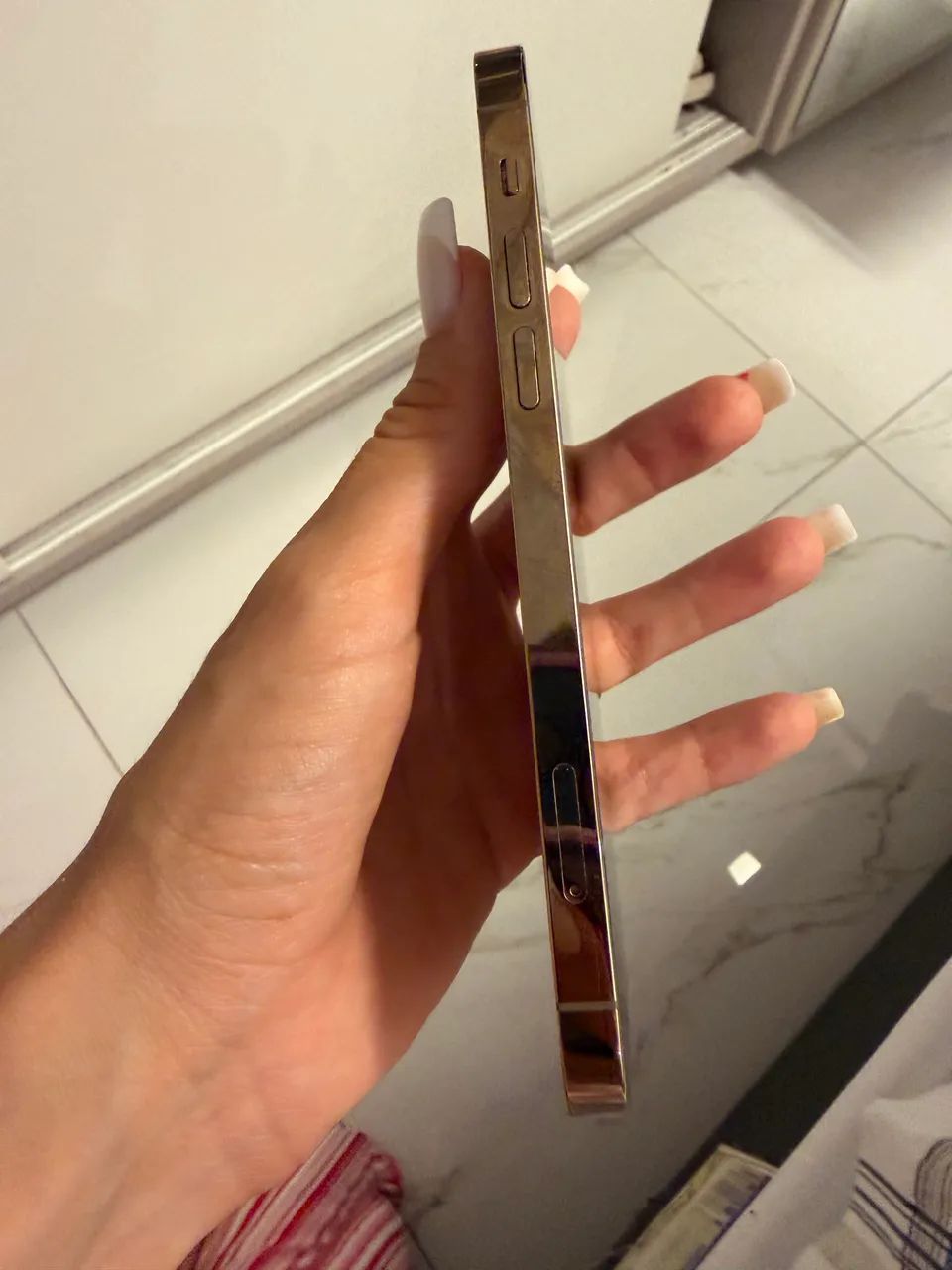 iPhone 12 Pro em perfeito estado  - Foto 2