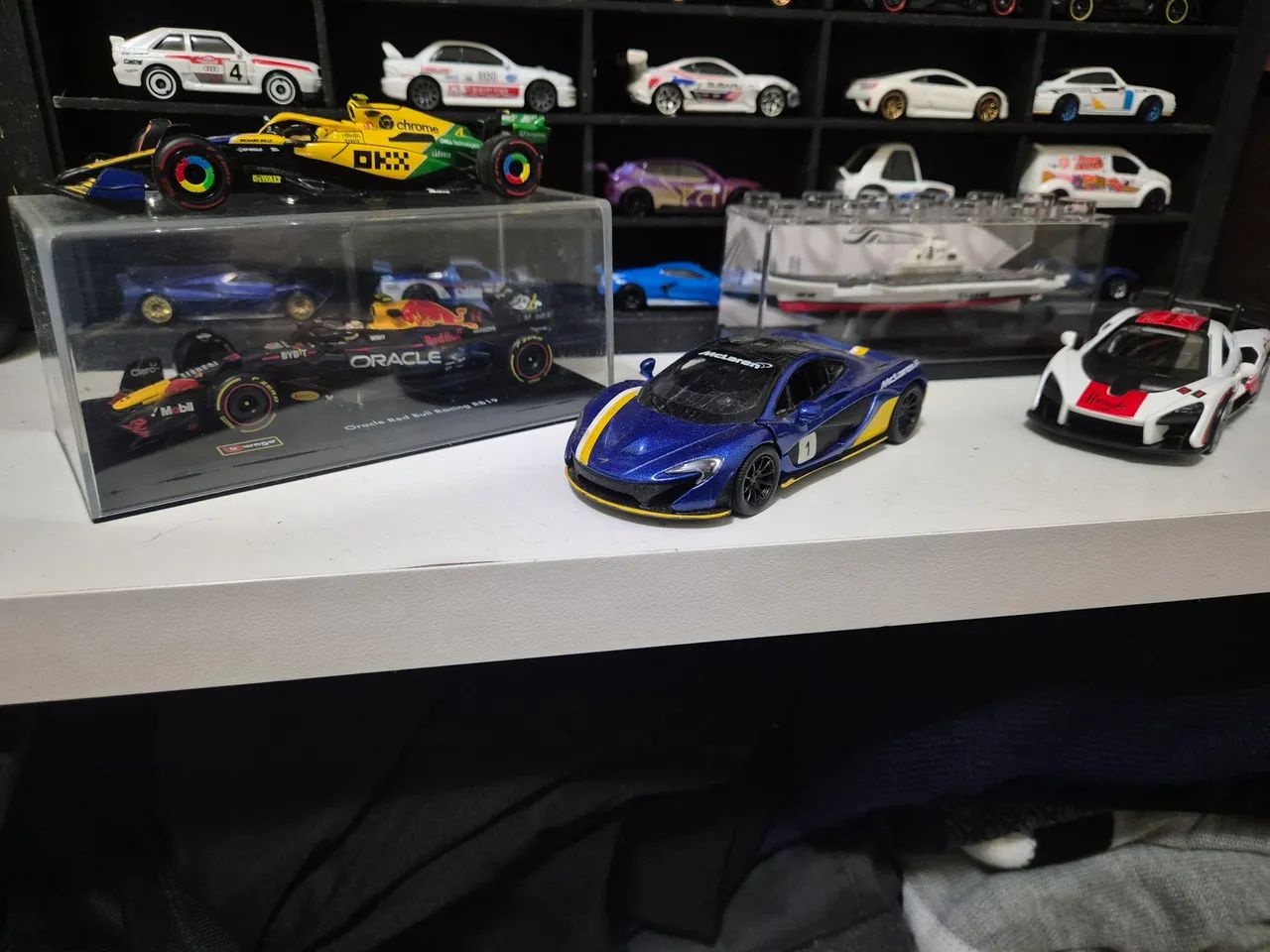 Miniaturas colecionáveis  - Foto 4