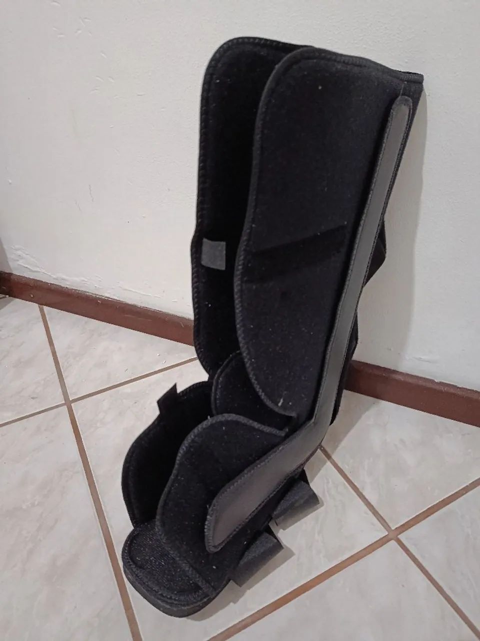 Bota ortopédica, semi nova. - Foto 2