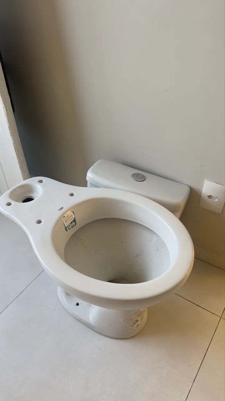 KIT PIAS + VASO COM CAIXA ACOPLADA - Foto 2