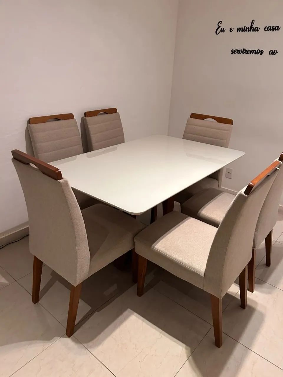 Mesa de jantar 6 lugares 