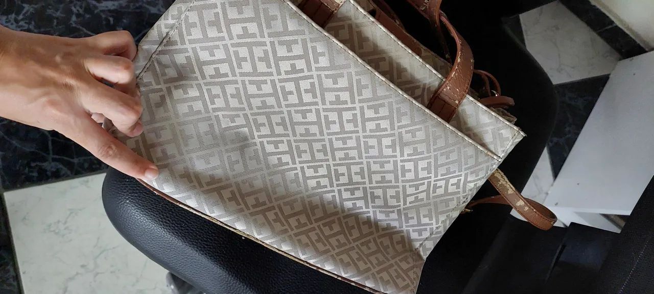 Bolsa Tommy Hilfiger original para restauração  - Foto 5