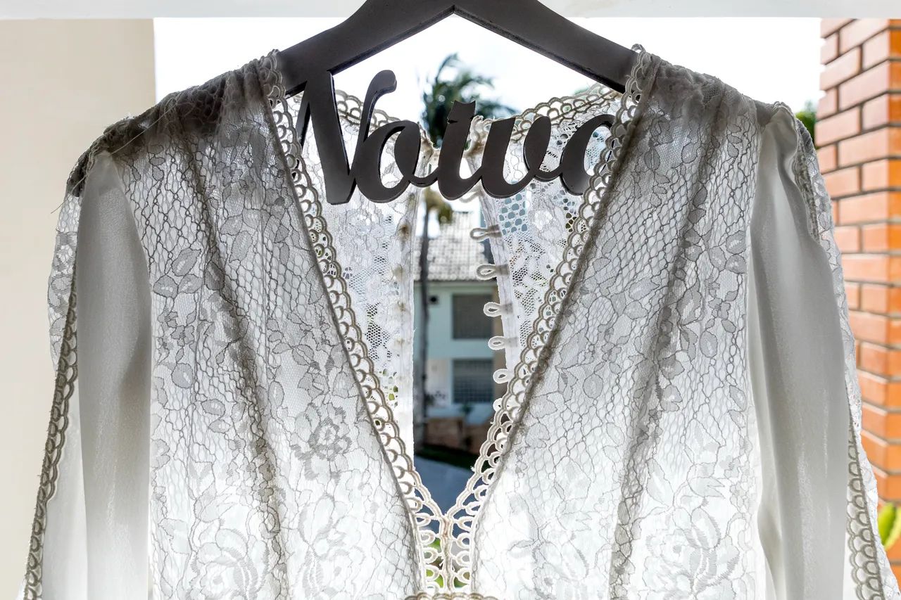 Vestido de noiva em renda e pérolas  - Foto 4