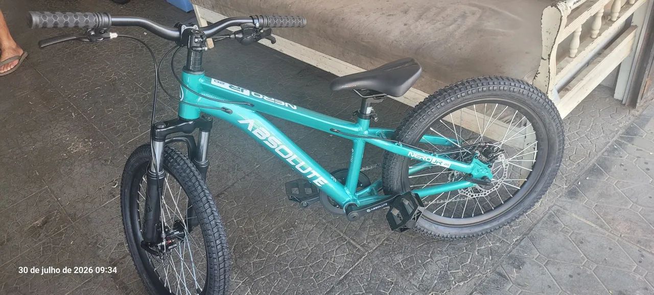 Bike aro 20 e 24 absolute (divide na loja )