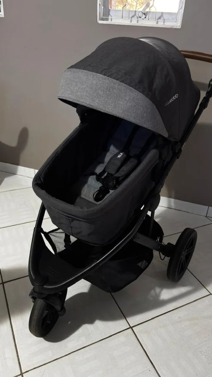 Carrinho de bebê com Moisés Kiddo Trek 3 rodas até 15kg - Foto 2