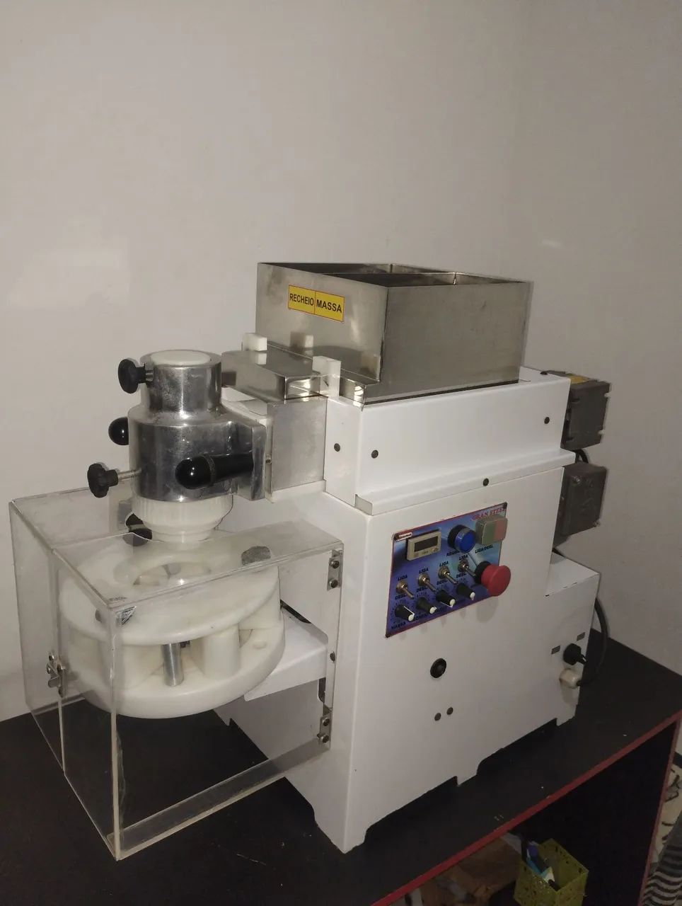 Vendo máquina modeladora de salgados  - Foto 2