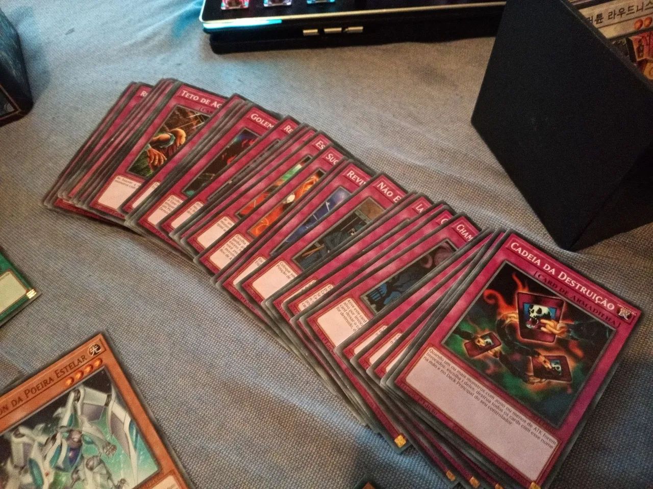 Lata Yu-Gi-Oh com mais de 300 cards - Foto 3