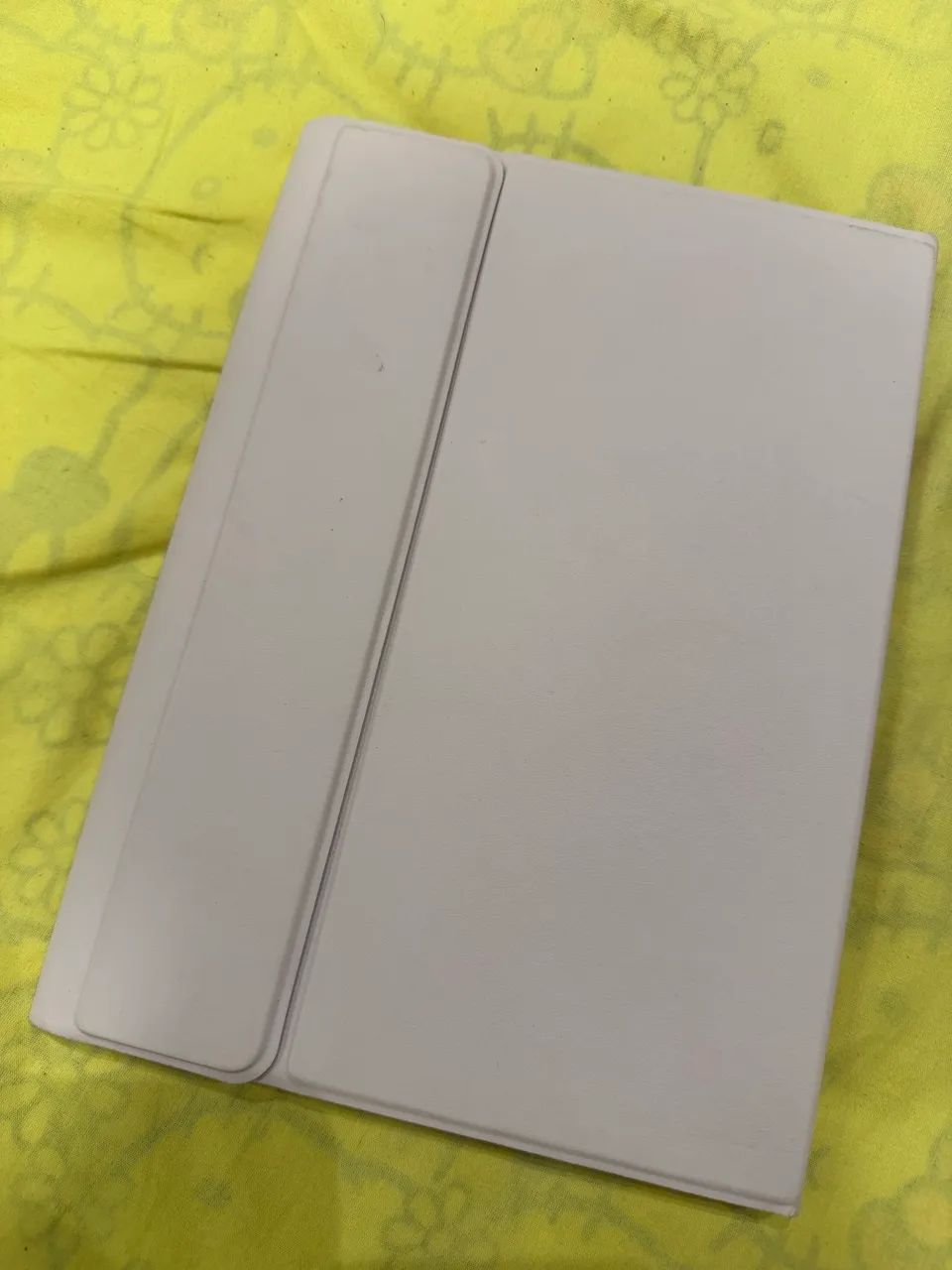 Capa com teclado Bluetooth Samsung s6 lite  - Foto 3