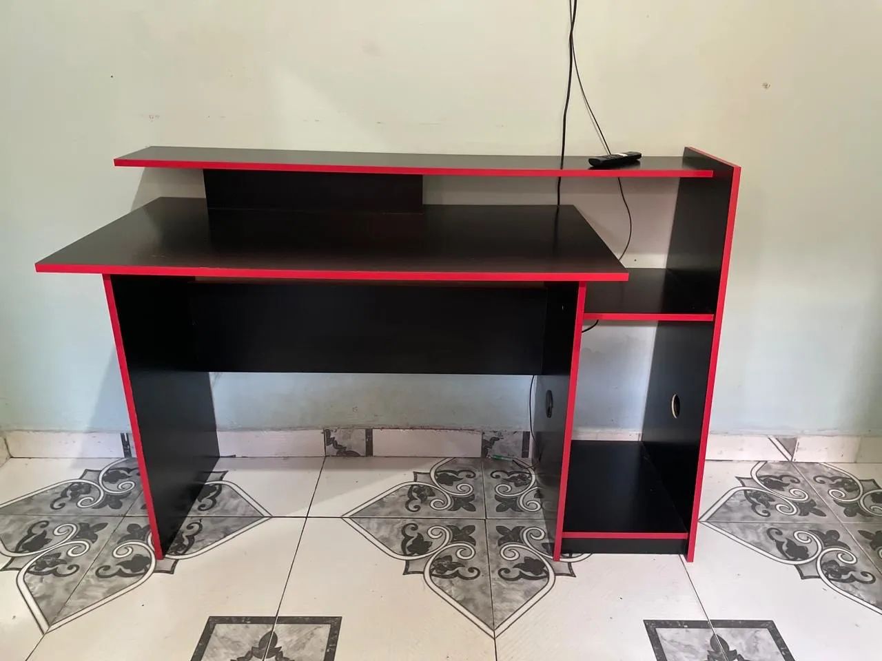 Vendo escrivaninha  - Foto 2