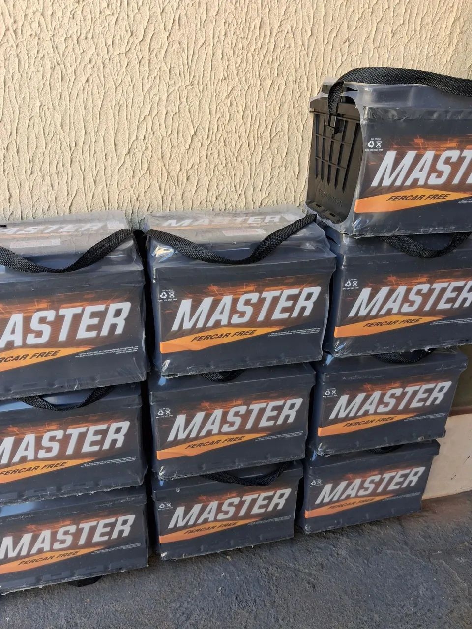 Bateria nova R$ 199,00 