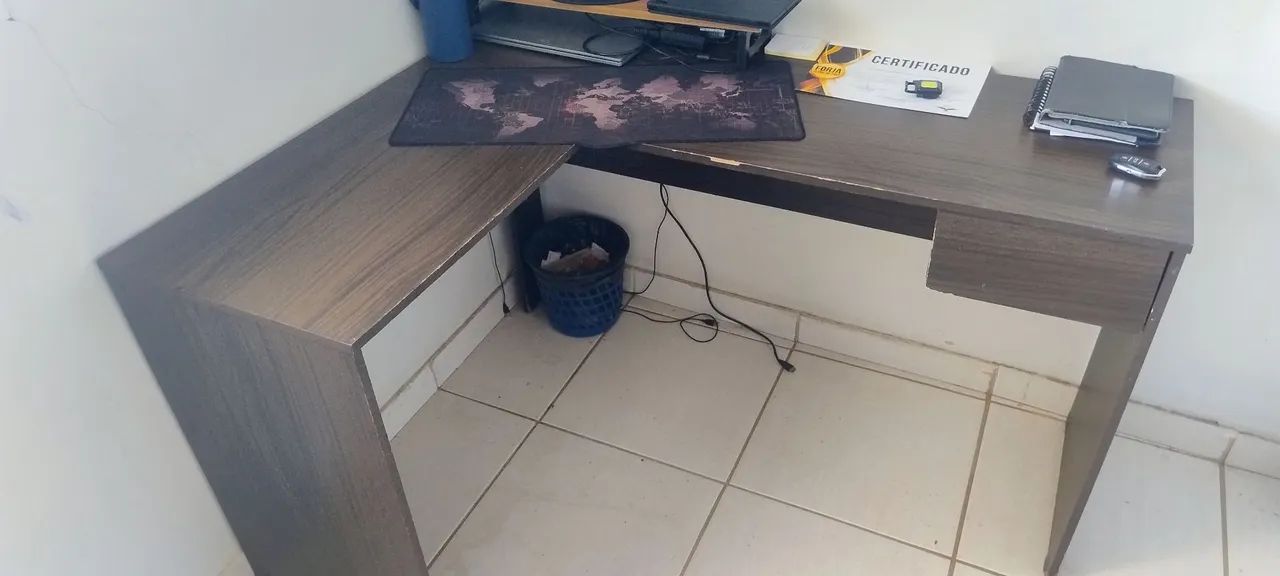 Mesa de estudos ? Escritório 