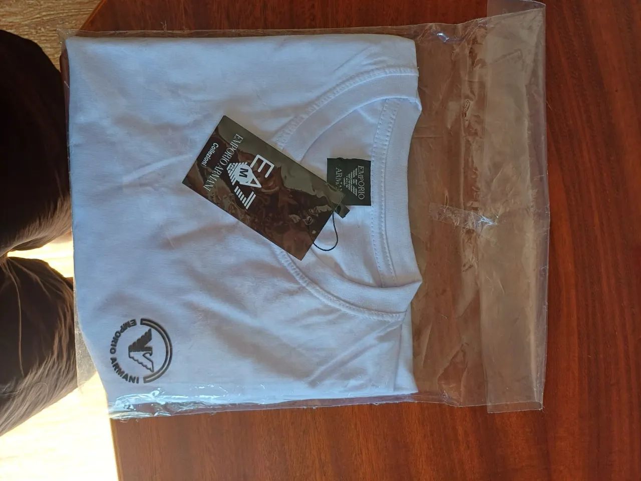 CAMISA BRANCA EMPORIO ARMANI  - Foto 4