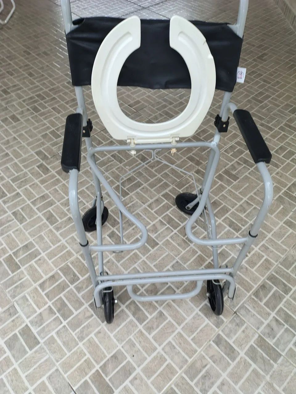 Cadeira de banho excelente estado  - Foto 5