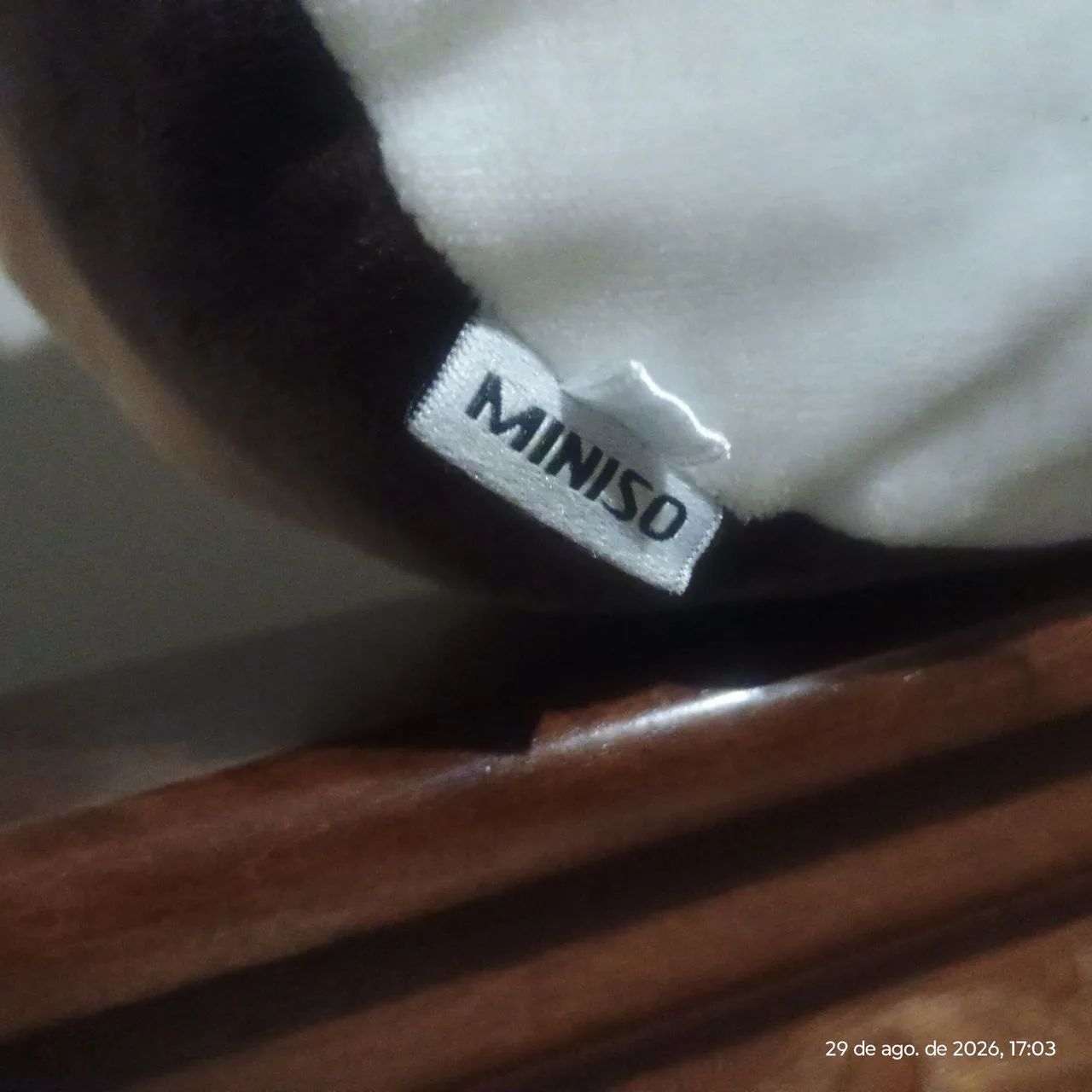 Almofada Gatinho Original da Miniso - Foto 3