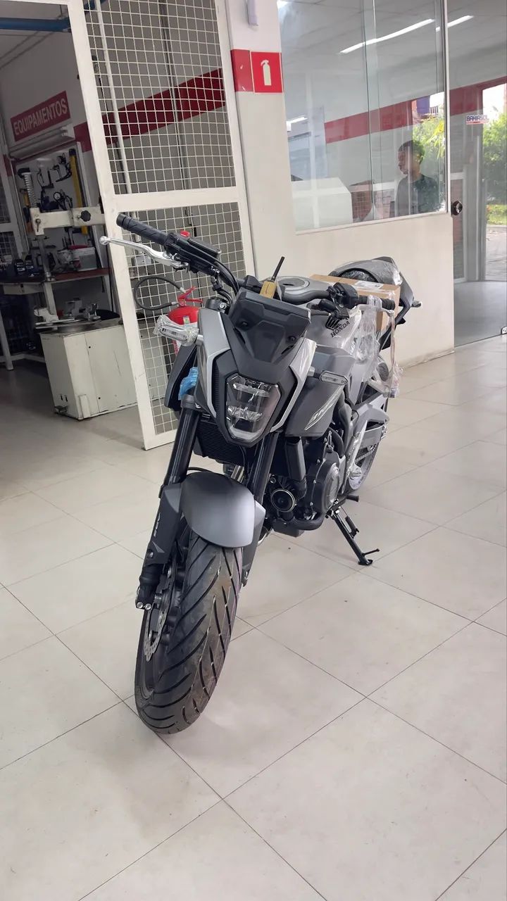 CB 500F Hornet - Foto 2