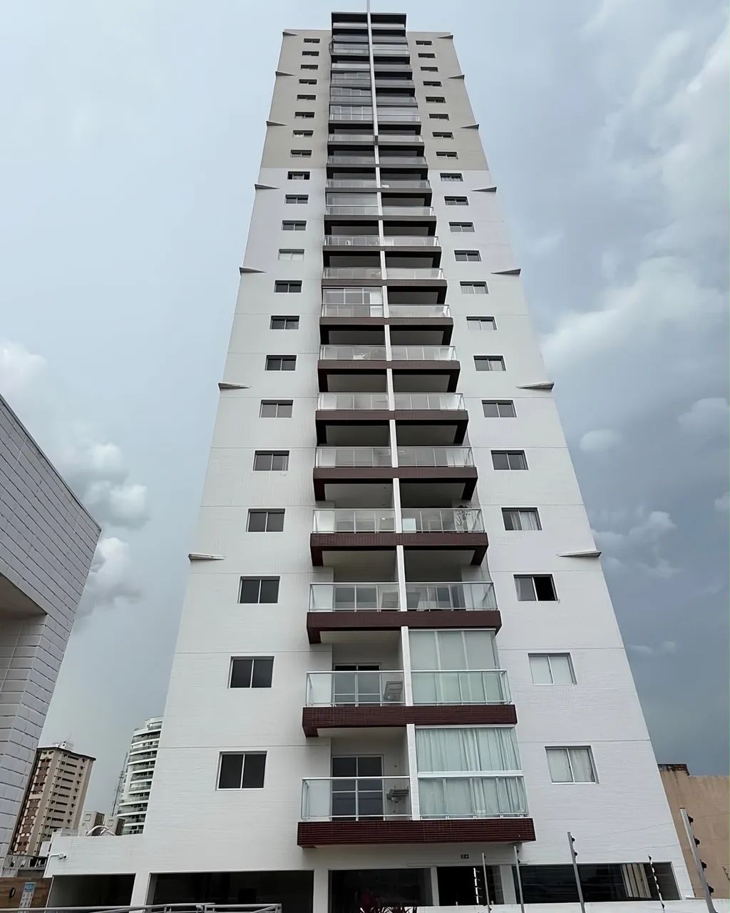 Apartamento à venda no edifício Montfort