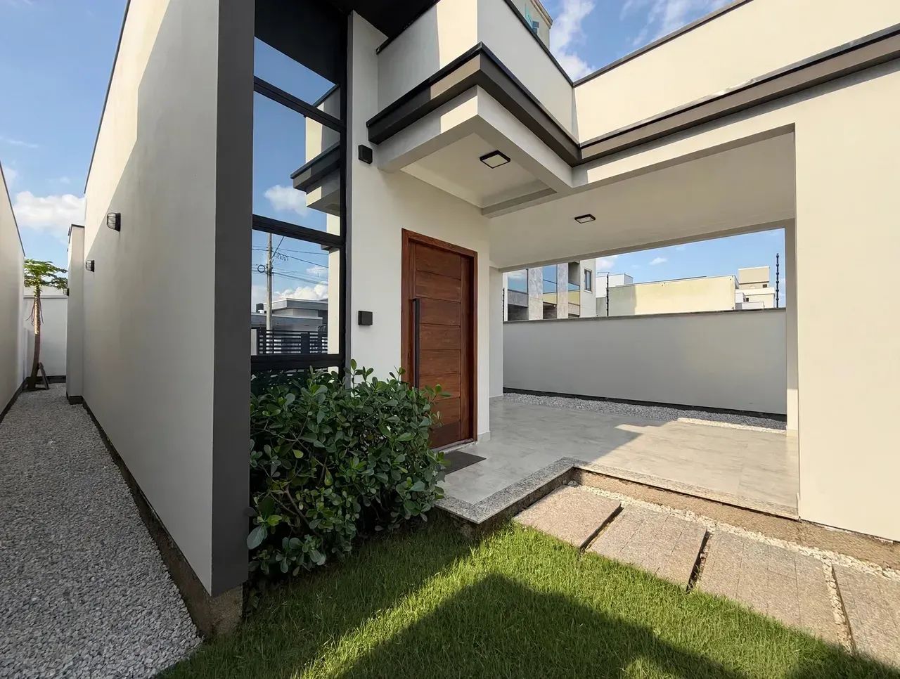 Casa totalmentr individual à venda em Tijucas/SC