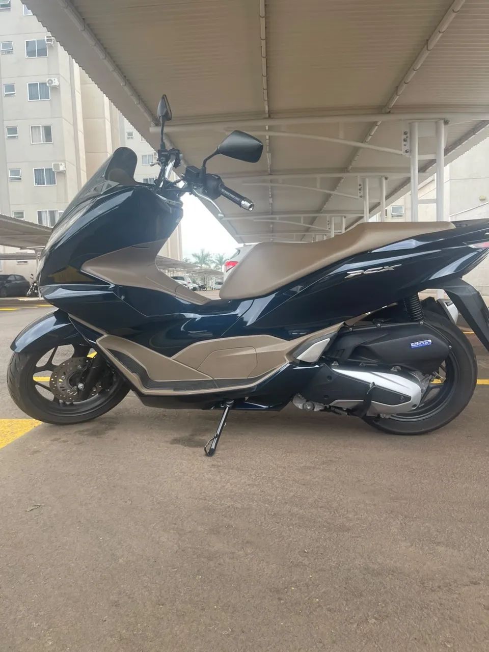 Vendo pcx 160 DLX ABS  - Foto 3