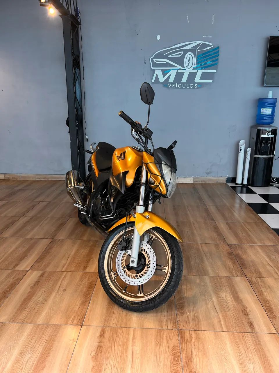 CB 300R | 2009 - Foto 4