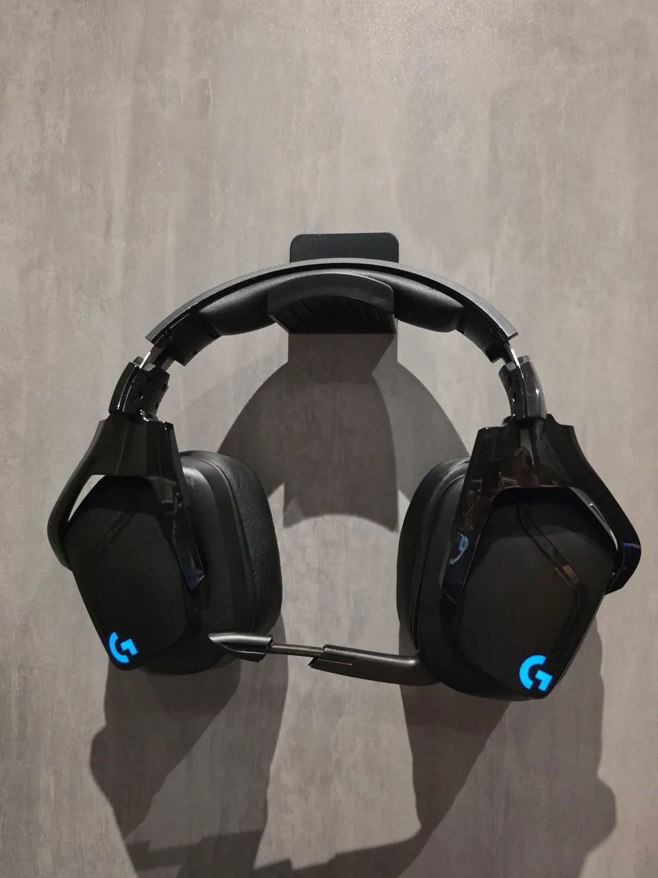 Fone de ouvido Logitech G935